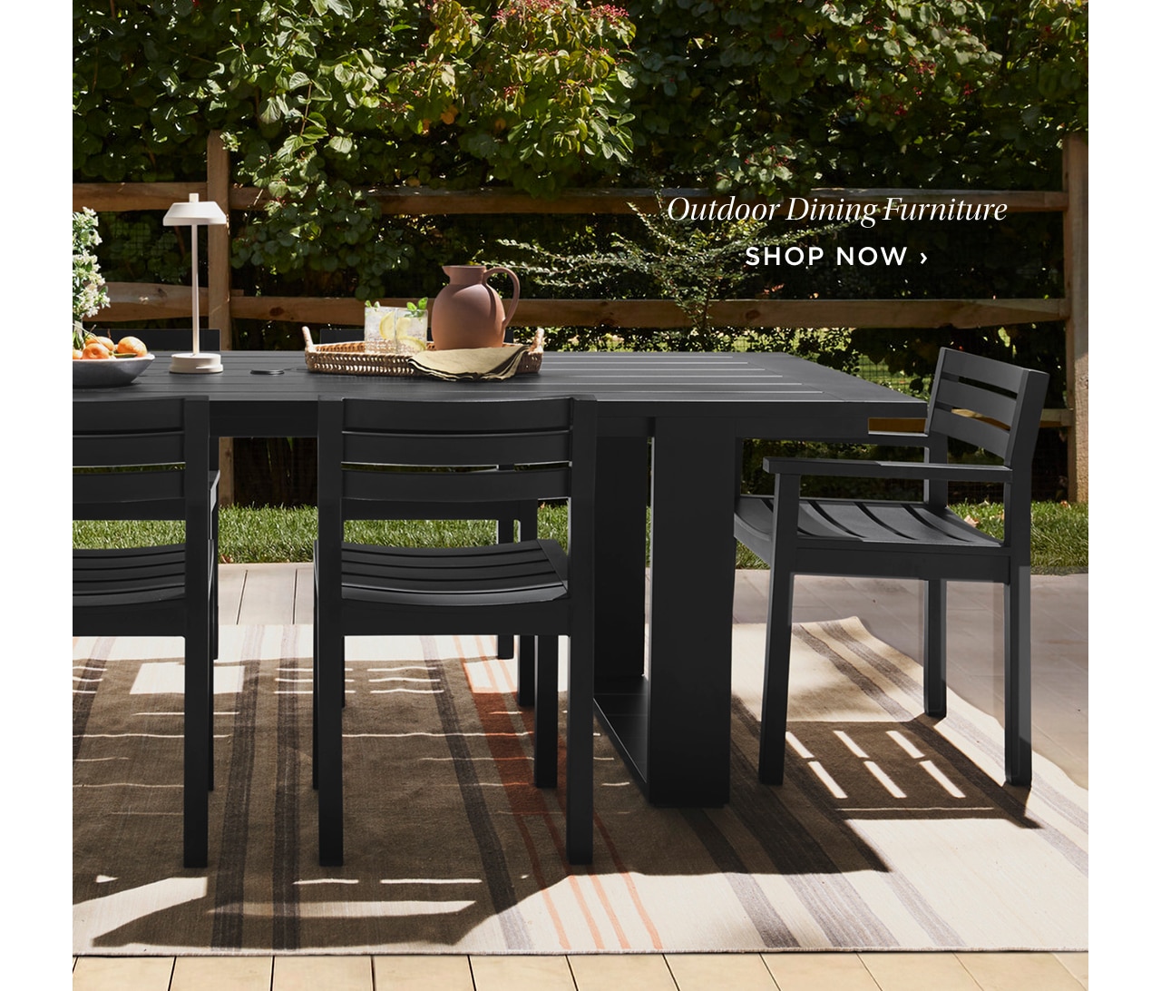 view outdoor dining furniture